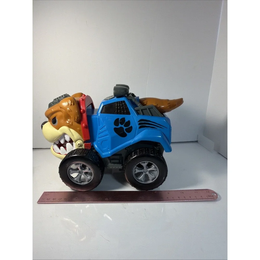 Adventure Force Chomp and Cruise Chomper Musical Bull Dog Truck 